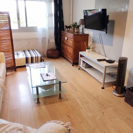 "Home Sweet Home" - 70M2 - Proche Lyon, Eurexpo, Groupama & Matmut Stadium, Ldlc Arena Saint-Priest  Luaran gambar